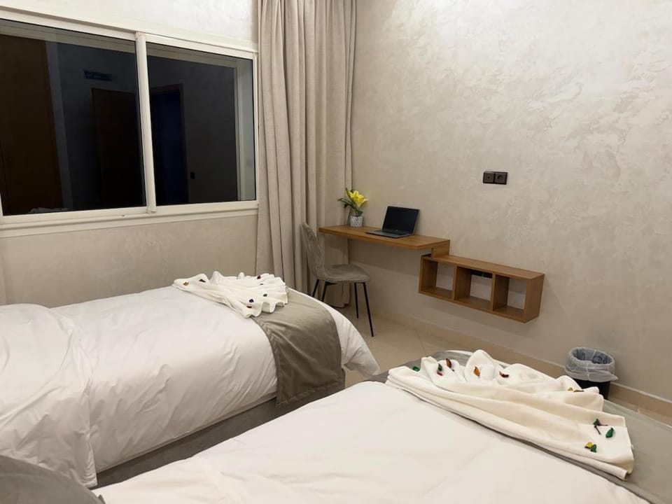 Luxury 2BR King Bed WiFi Parking Heart of Agadir Apartment in Agadir
