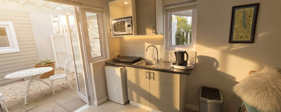 Bitou Cottage on Thessen Apartment in Knysna