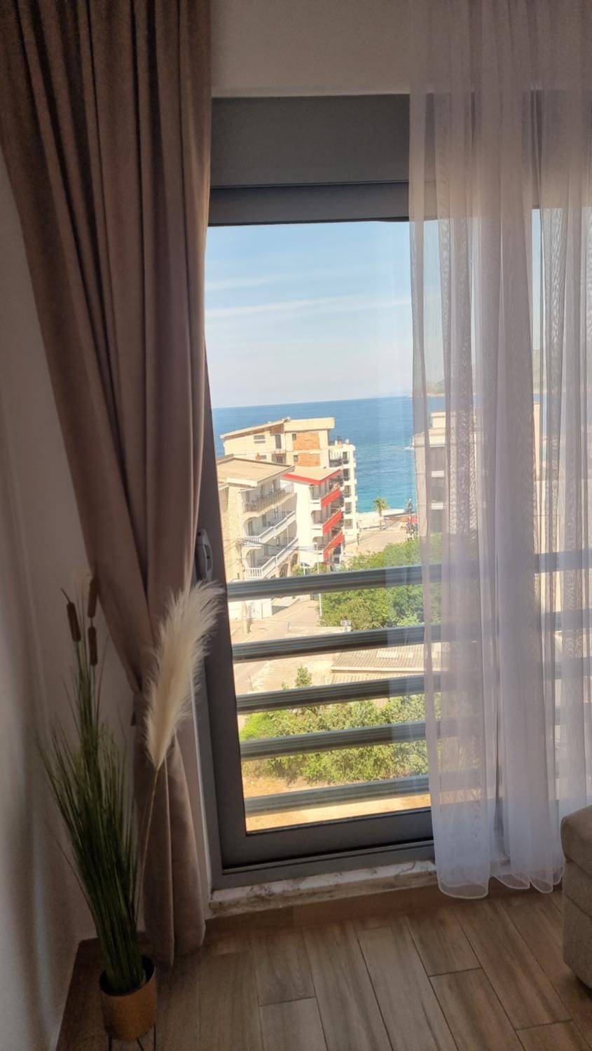 Apartman Edo, Dobra Voda, Crna Gora Apartment in Zlatibor District, Serbia