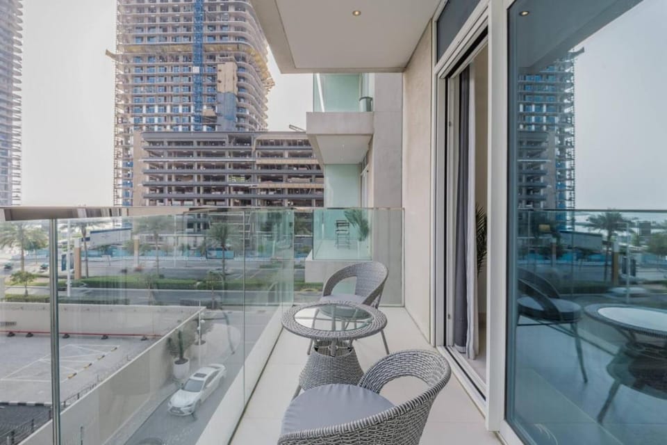FIRST CLASS 2BR Serenity and Bliss Near the Beach Apartment in Dubai