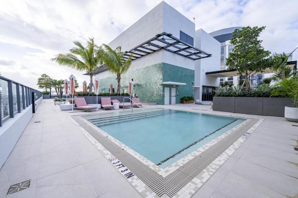 The Crosby 509 Luxury 2 bedroom Apartment in Miami