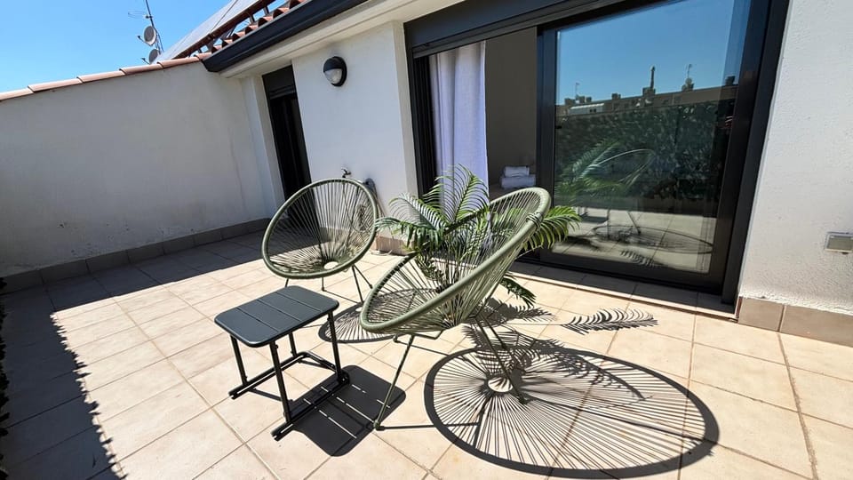 Balcony/Terrace, Balcony/Terrace