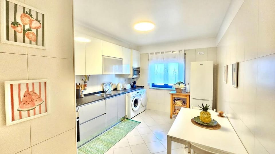 Casa da Andorinha Azul - T3 - Surf & Sea Apartment in Peniche
