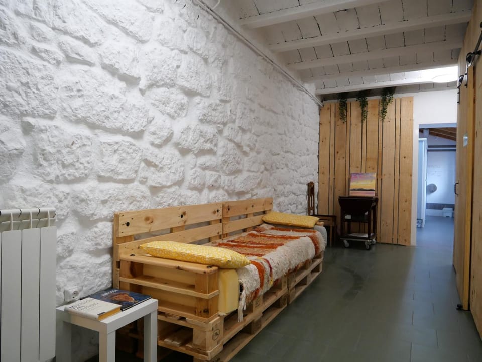 Albergue Municipal de peregrinos Pilgrim Hostel Hostel in Castile and León