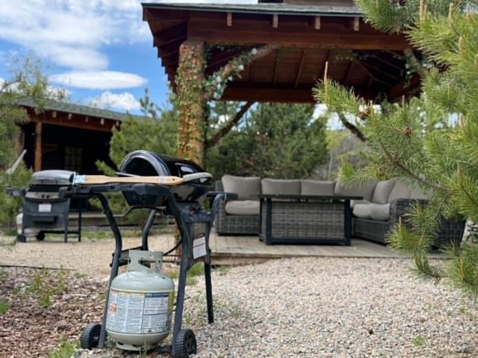 Aspen Leaf 2 Blocks from lake in town walkable to shops bars House in Grand Lake