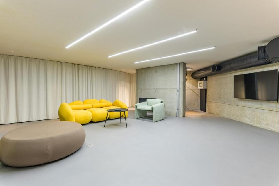 The Artist Loft Apartment in Africa