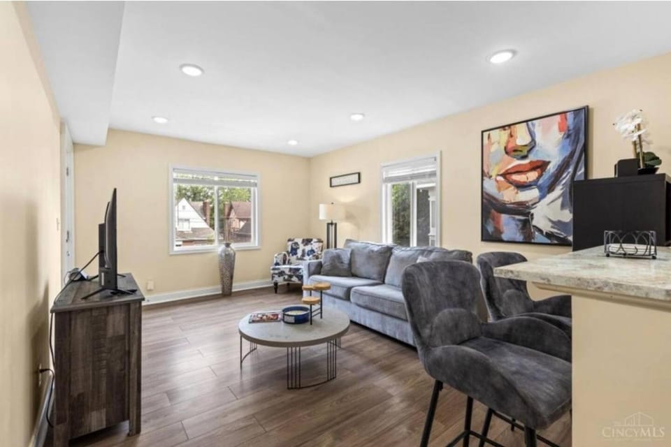 Queen City Hub #3 Apartment in Over The Rhine