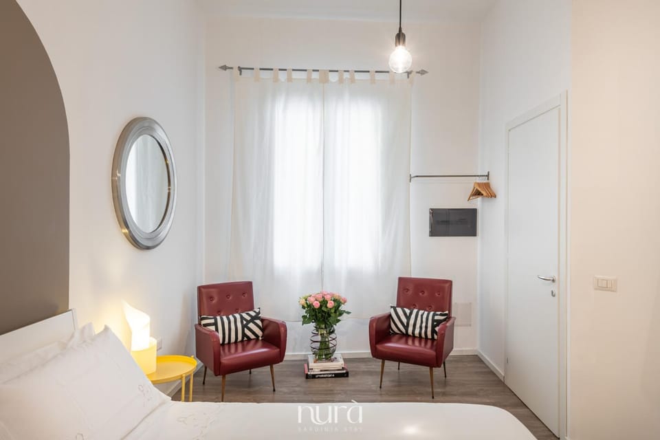 Living room, Photo of the whole room, Seating area, Bedroom