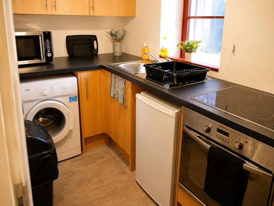 Charming 1 BDR in Montrose Sleeps 2 Free Parking Apartment in Scotland