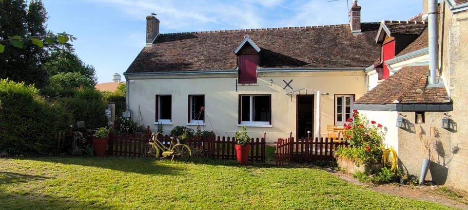 Fermette du haut-bourg House in Centre-Val de Loire