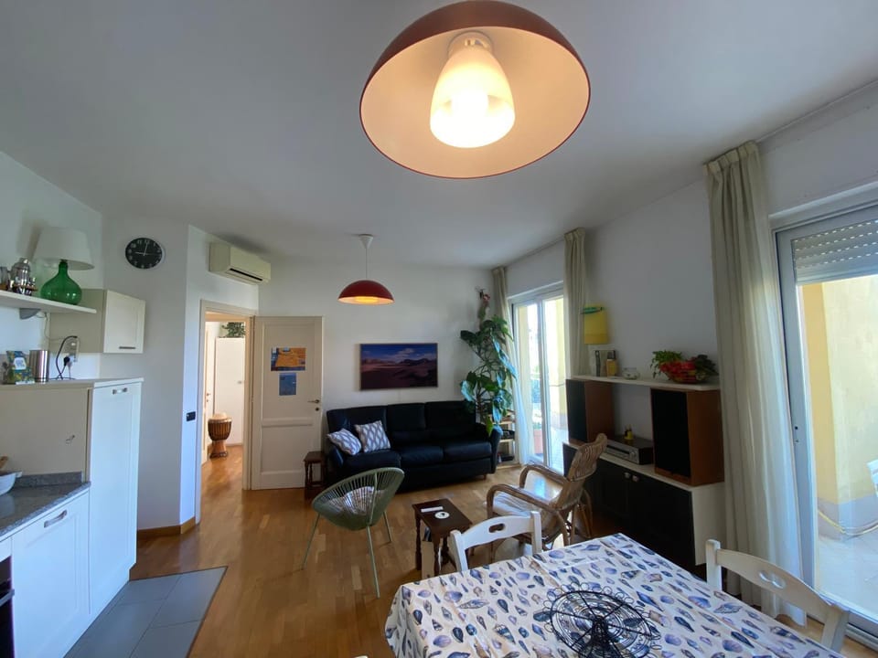 Spazioso Attico Vista Mare Albenga - Aia de Mà 12 Apartment in Albenga