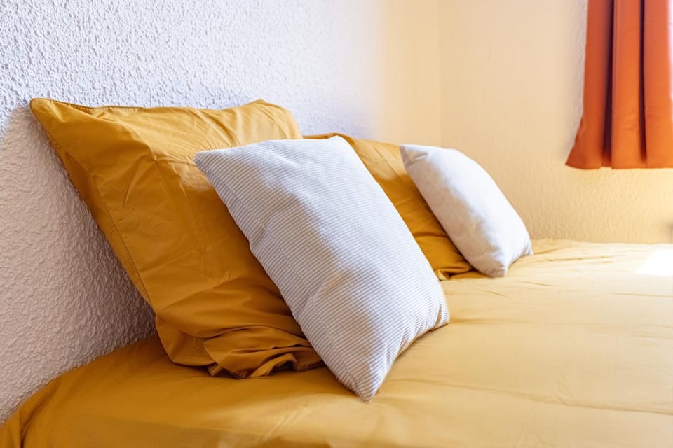 Bed, Decorative detail