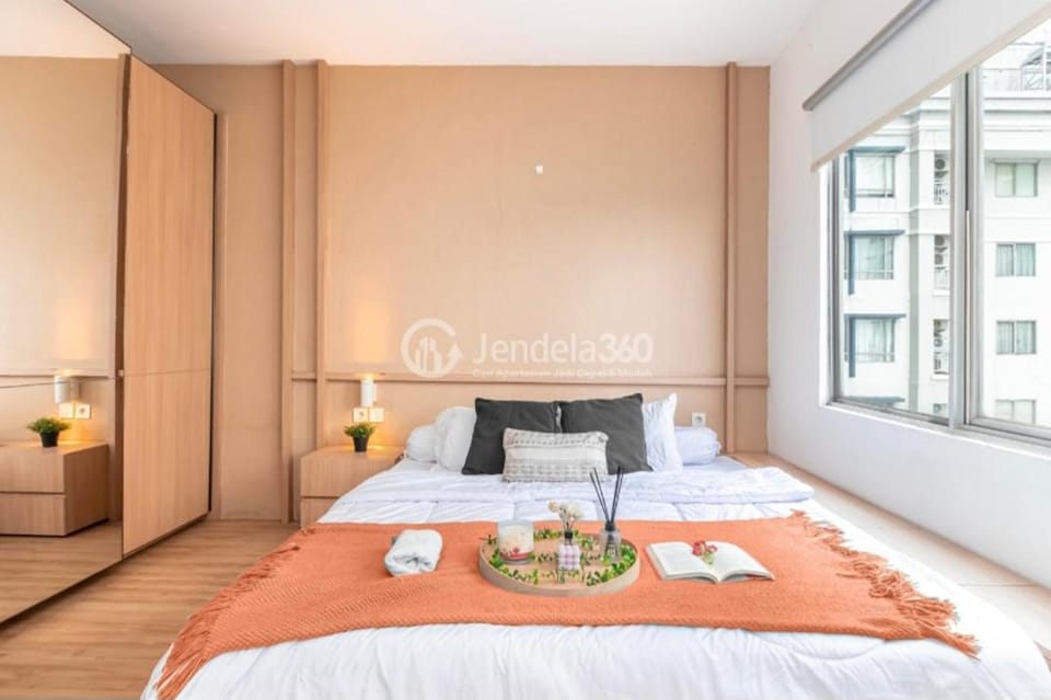 MODERN SUDIRMaN PaRK RESIDENcE APARTMENT residence 2 bedroom best view comfort Apartment in South Jakarta City