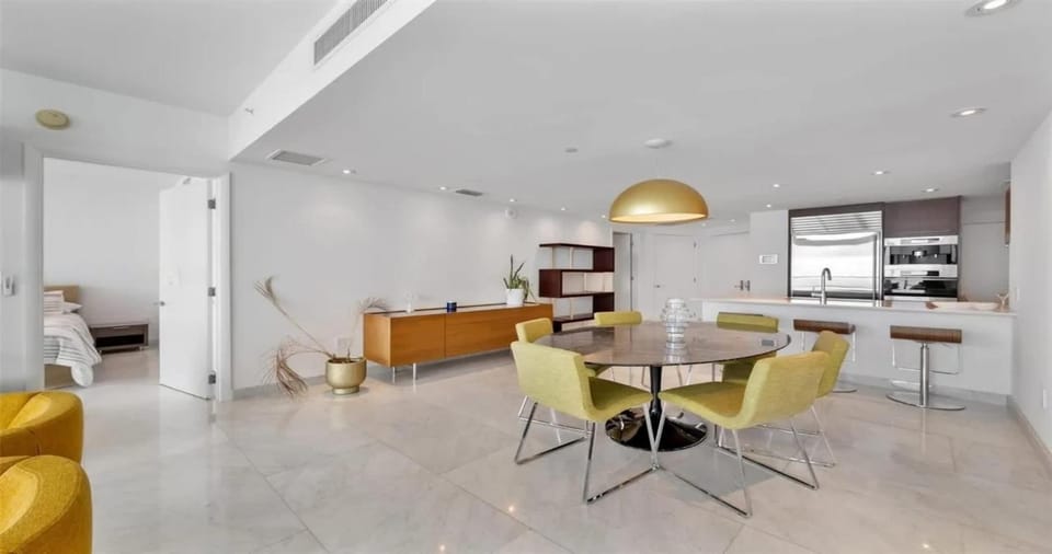 Coral Reverie Suite Apartment in Sunny Isles Beach