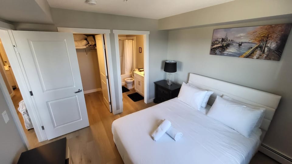 Heavenly Rest by JC Apartment in Edmonton