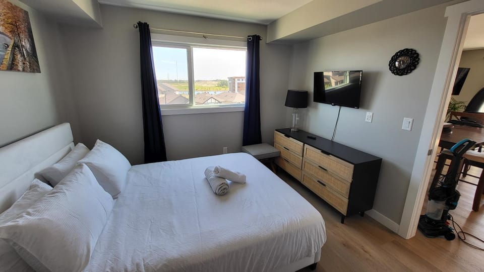 Heavenly Rest by JC Apartment in Edmonton