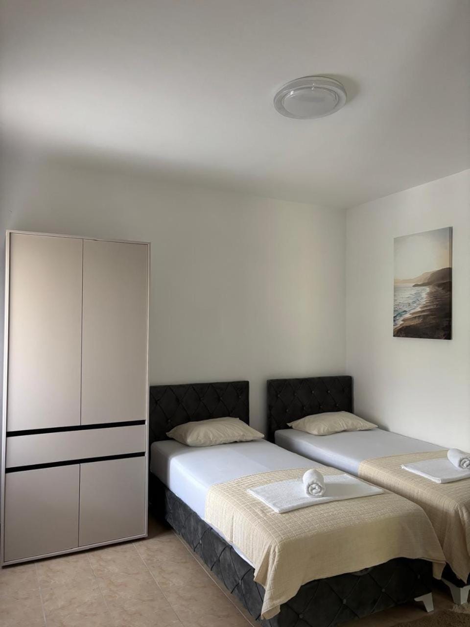 Aurea Novi apartman 1 Apartment in Montenegro