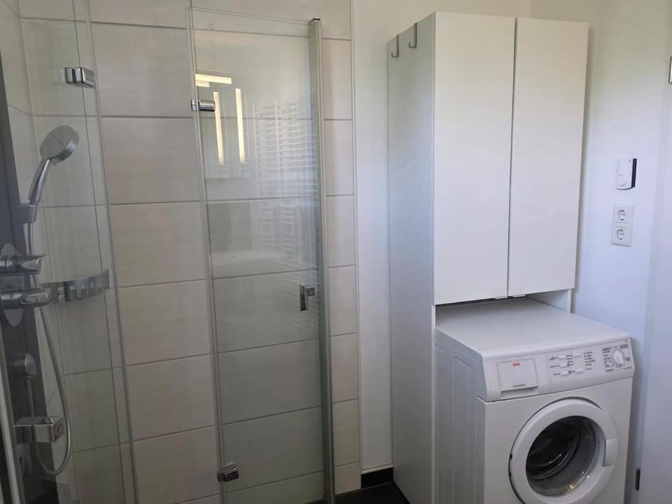 Ruhige, helle Wohnung in freistehendem Gebäude Apartment in Saxony-Anhalt, Germany