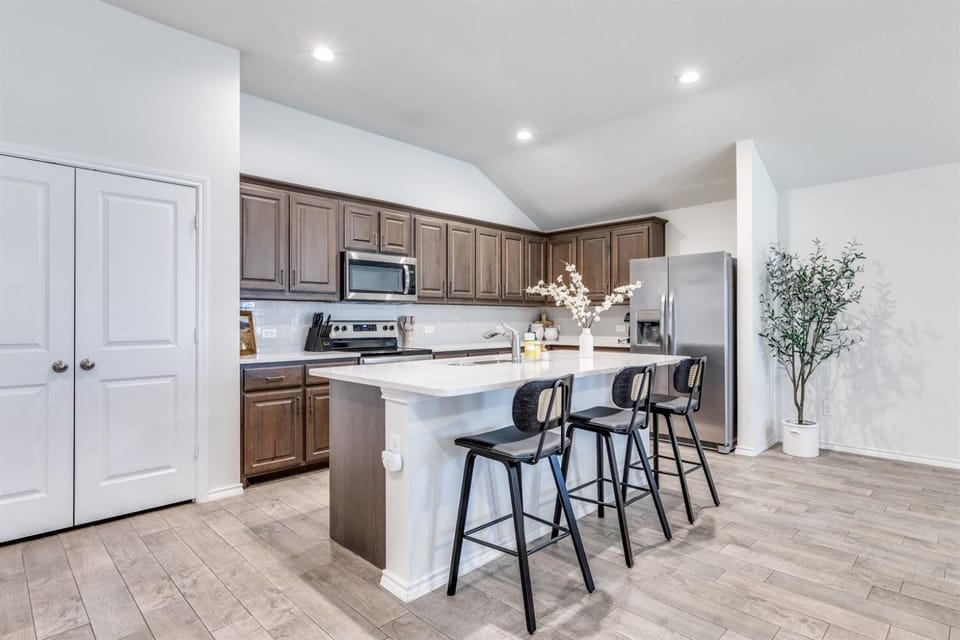 Cozy Retreat at 207 High Point Way in Justin, TX House in Justin