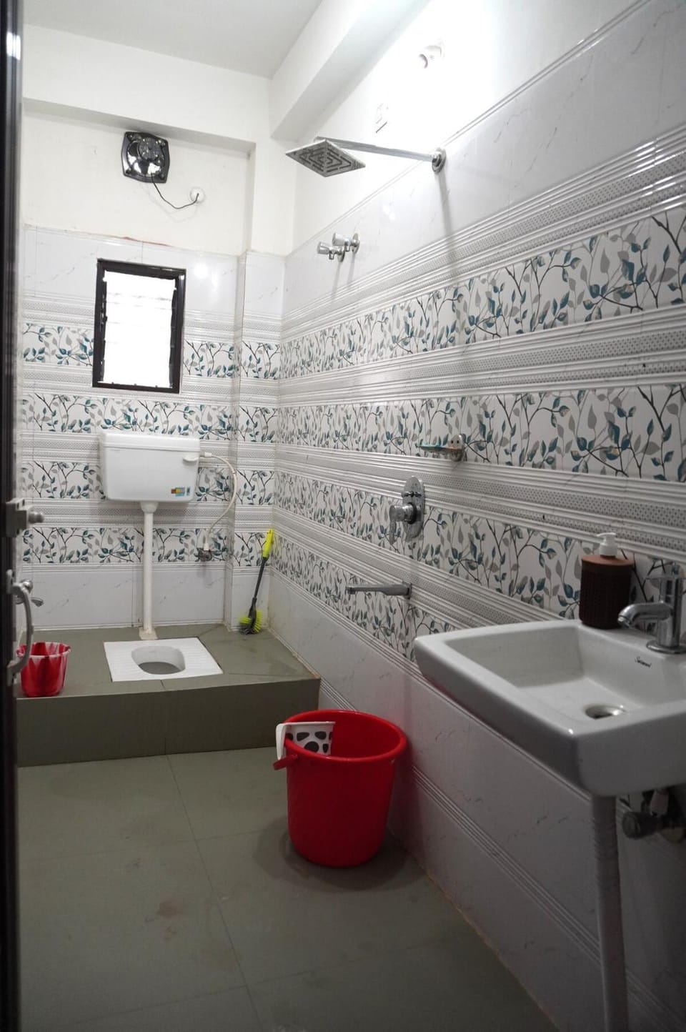 3BHK Stay in Siliguri Free Parking 6 Guests Apartment in West Bengal