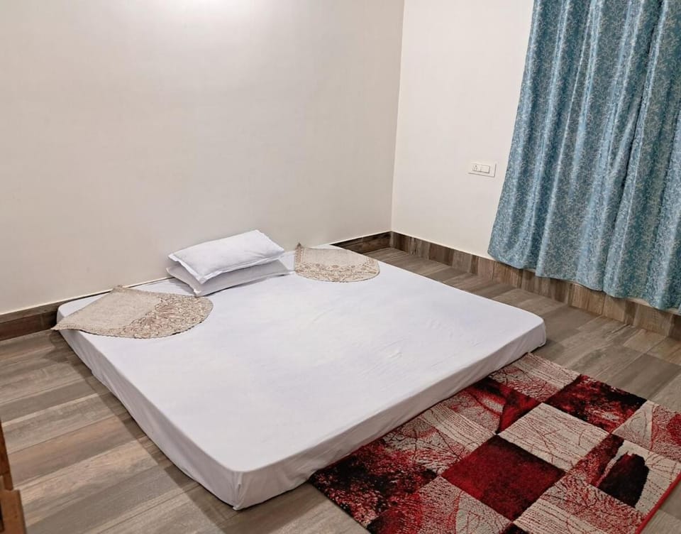 3BHK Stay in Siliguri Free Parking 6 Guests Apartment in West Bengal