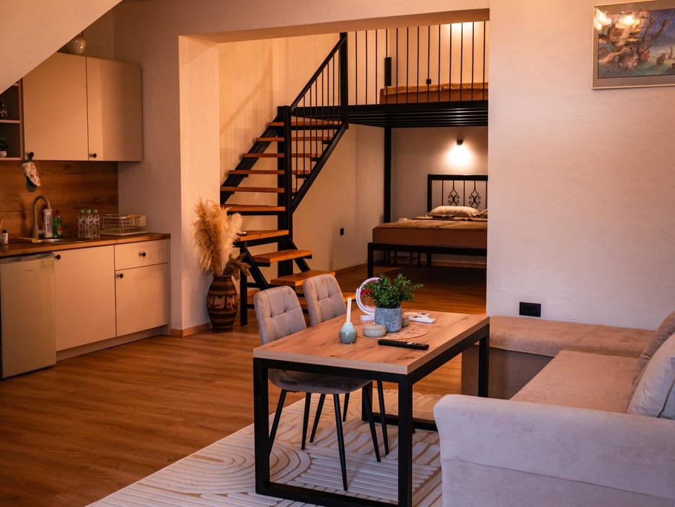 Bed, Living room, Seating area, kitchen