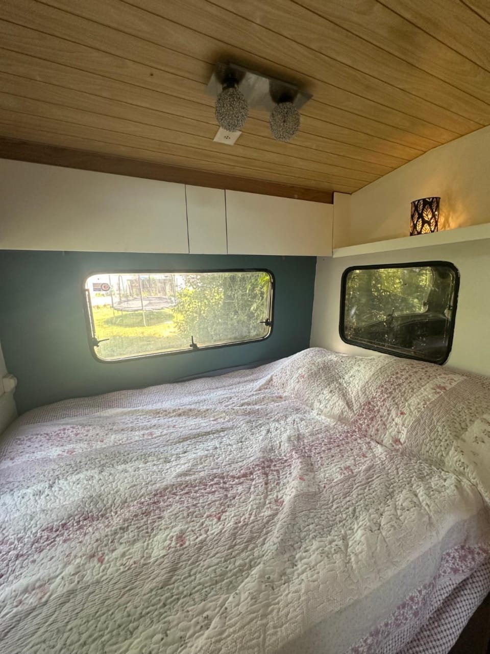 La caravane du Farfadet Campground/ 
RV Resort in Neuchâtel, Switzerland