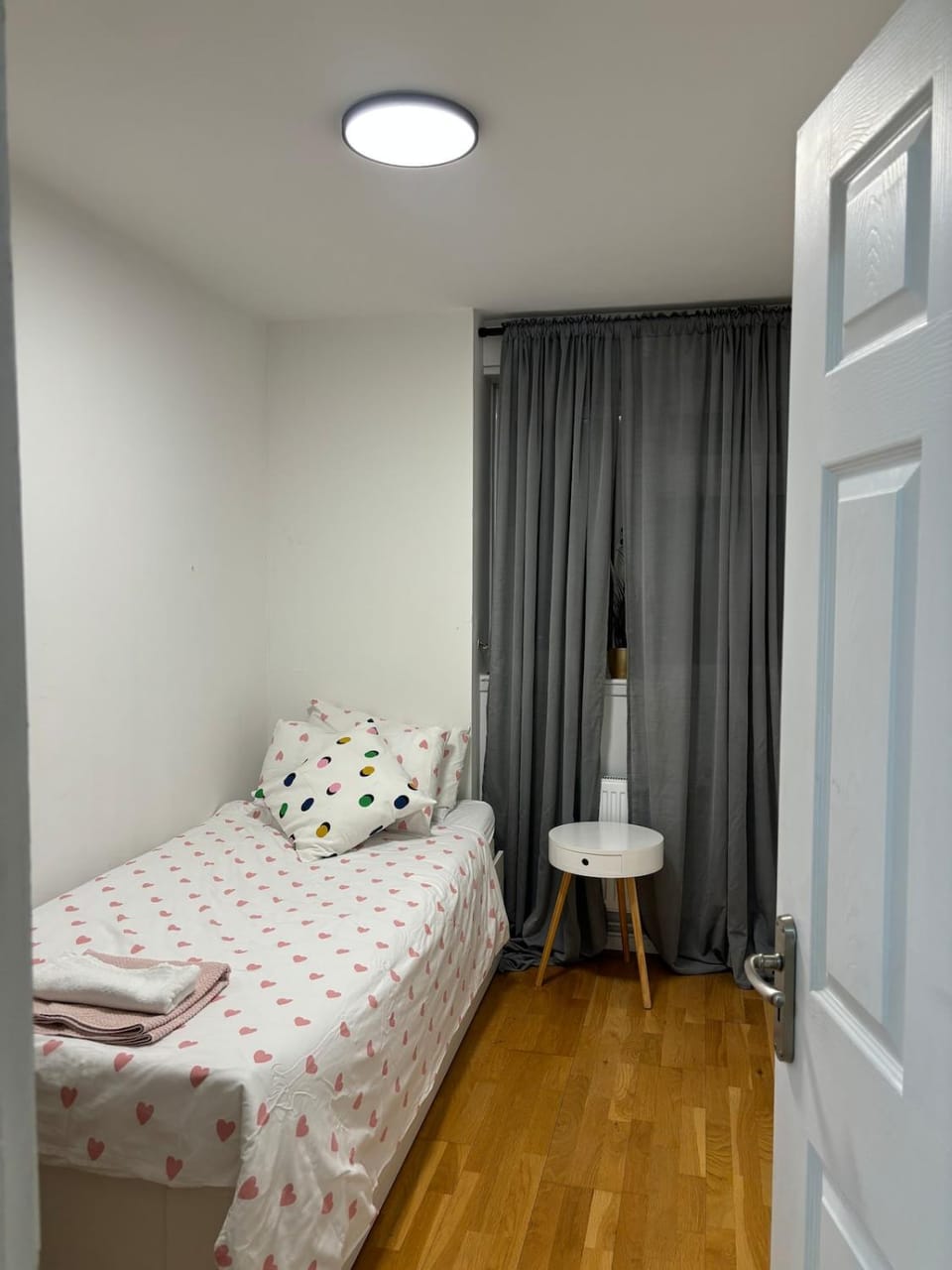 4 Bedroom Flat In London Apartment in London Borough of Southwark