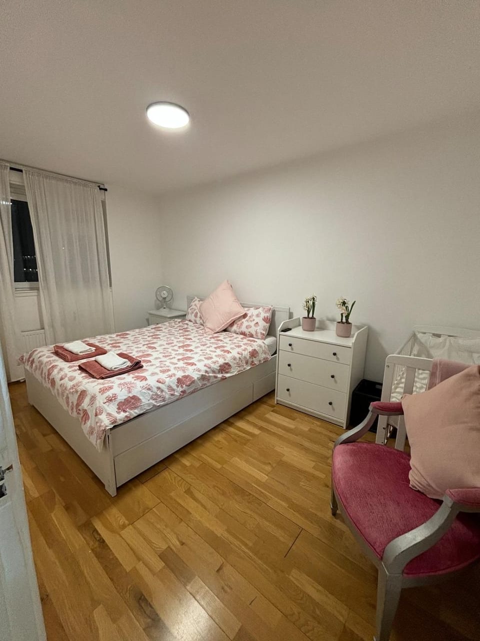 4 Bedroom Flat In London Apartment in London Borough of Southwark