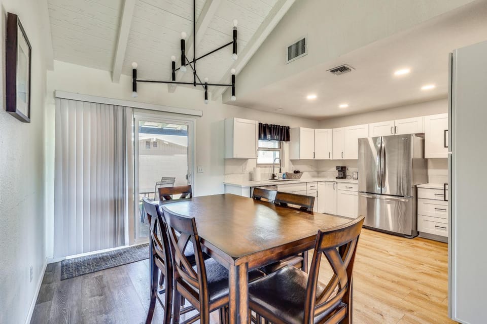 Near River! Home w/ Fenced Yard in Bullhead City House in Bullhead City