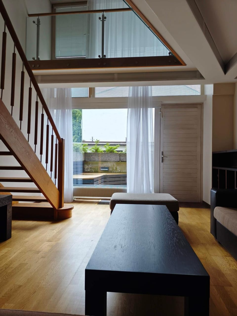 Balcony/Terrace, Living room