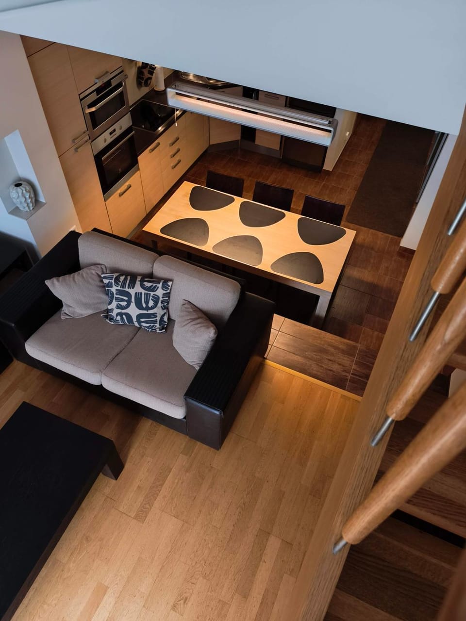 Living room, Dining area