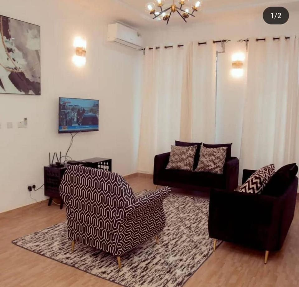 Vancovuer homes Bed and Breakfast in Tanzania