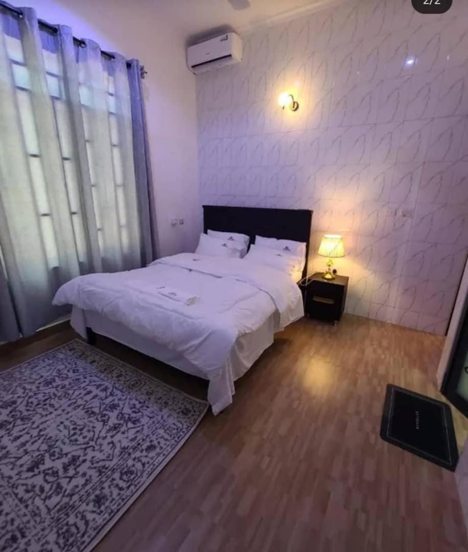 Vancovuer homes Bed and Breakfast in Tanzania
