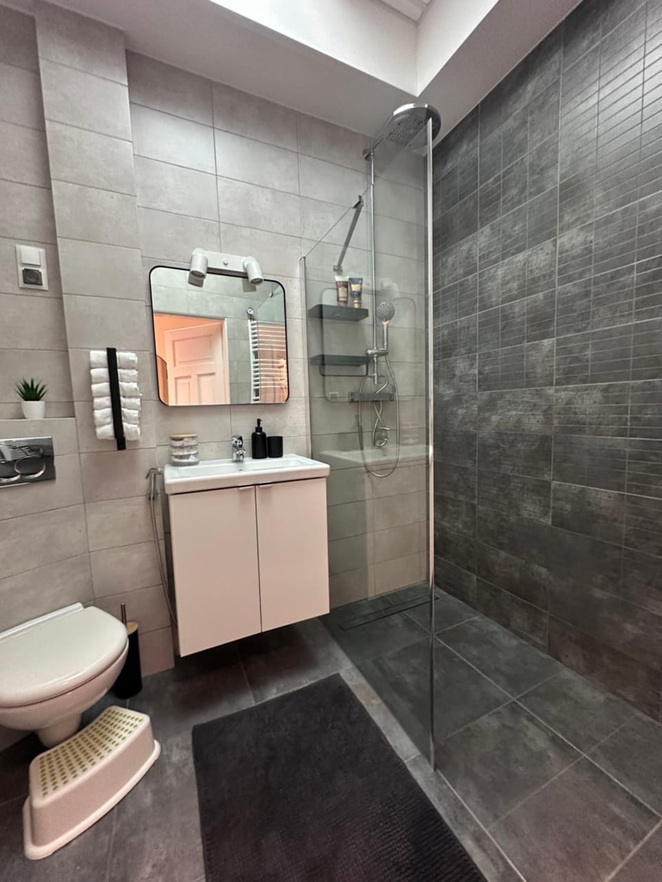 Shower, Bathroom