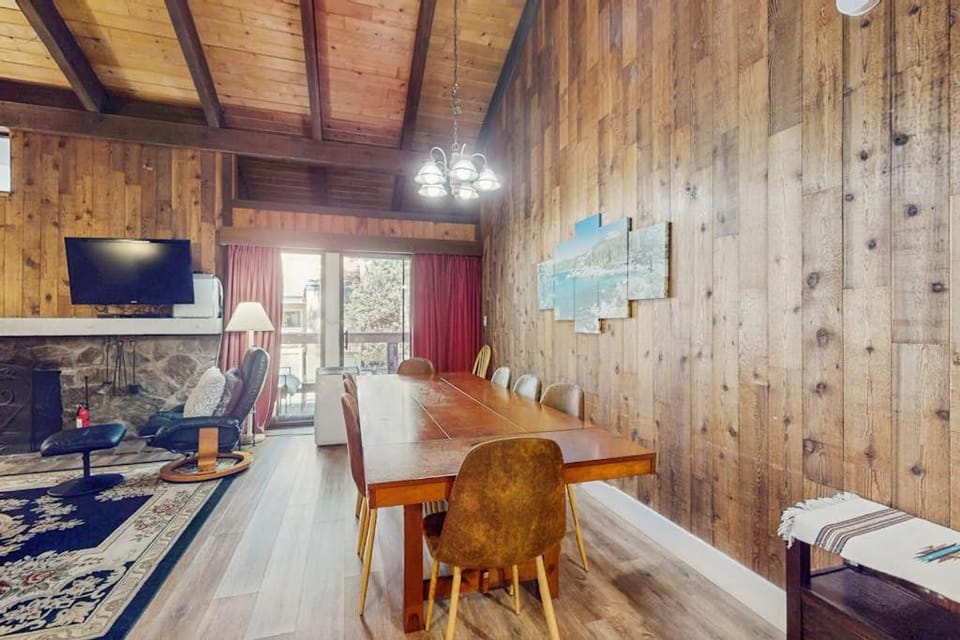 3-story townhome with fireplace pool & private beach access - walk to dining House in South Lake Tahoe