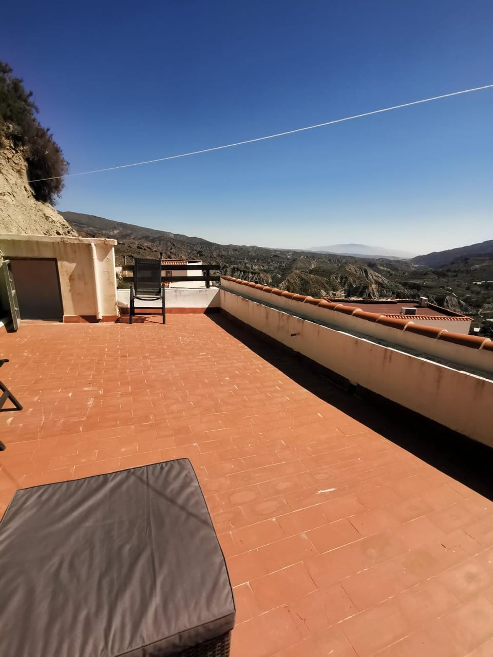 Cave house with terrace and fantastic views House in Andalusia