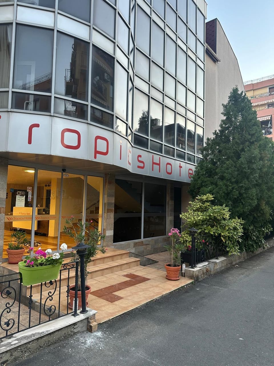 Property building, Facade/entrance, Lobby or reception, Sea view