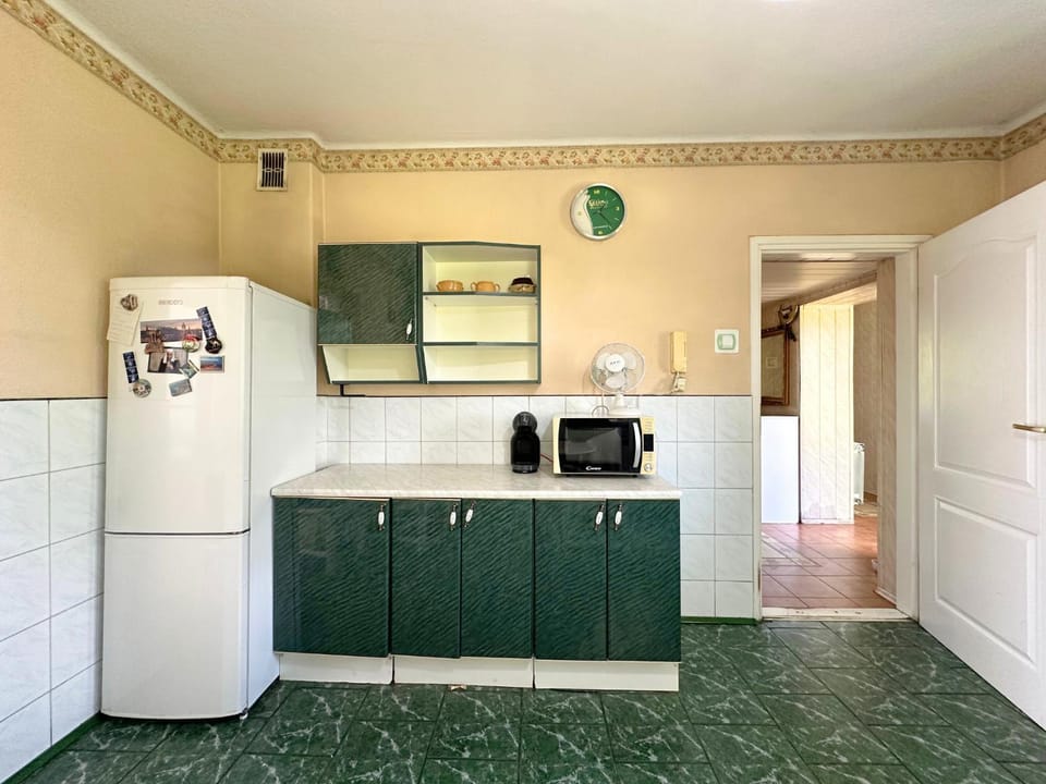 microwave, oven