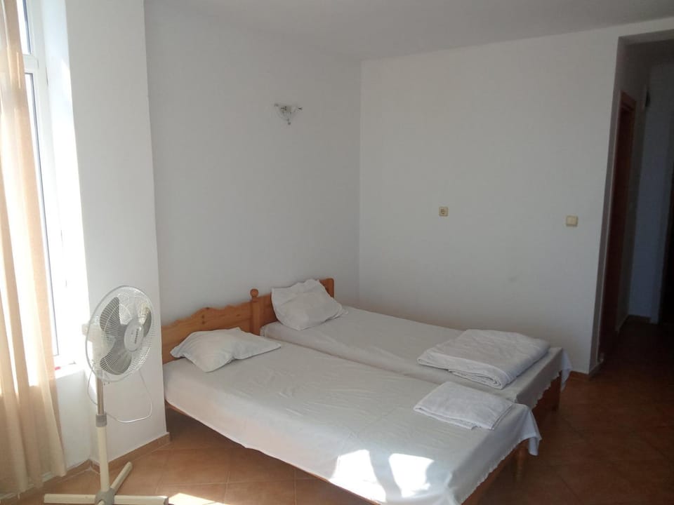 Студио Б Apartment in Burgas Province