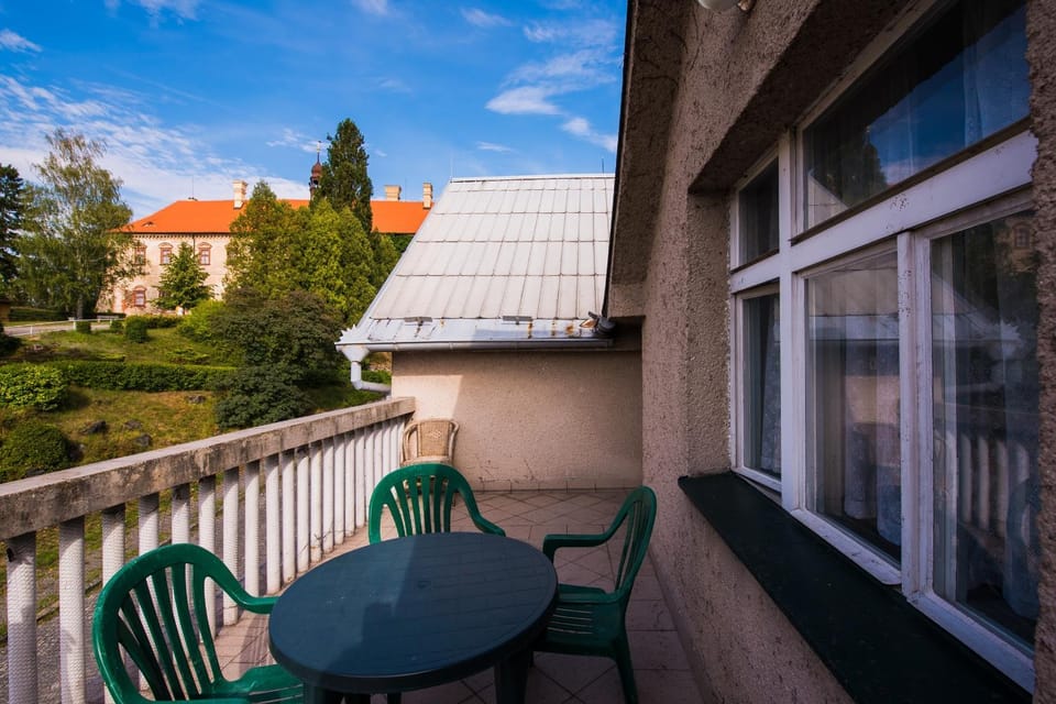 Property building, Balcony/Terrace