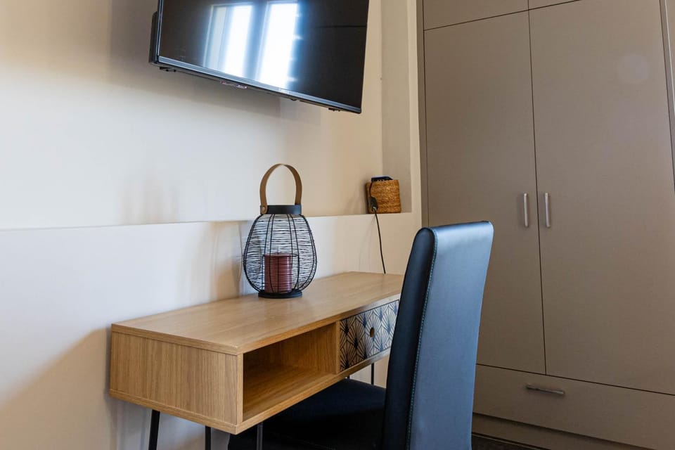 George V Luxury Apartments - Room 4 Apartment in Peloponnese, Western Greece and the Ionian