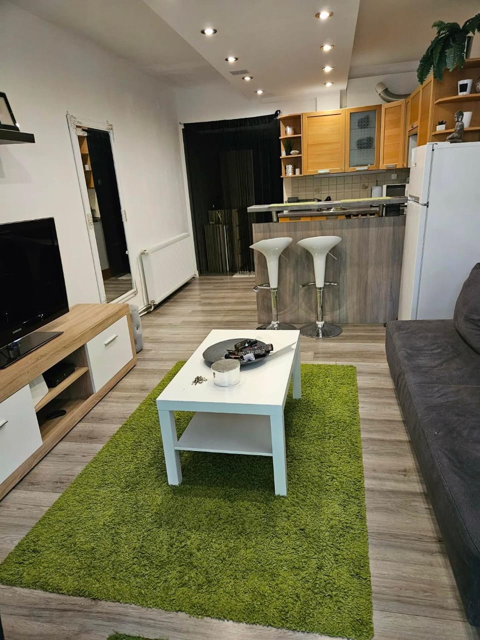 Central Hunyadi Garzon Apartment in Hungary