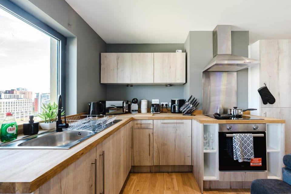 Coffee/tea facilities, Kitchen or kitchenette, dishwasher, minibar, oven, stove, toaster