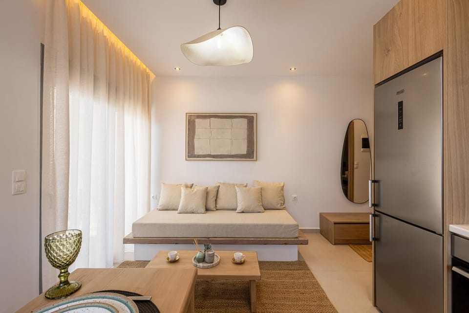 Kitchen or kitchenette, Living room, Seating area