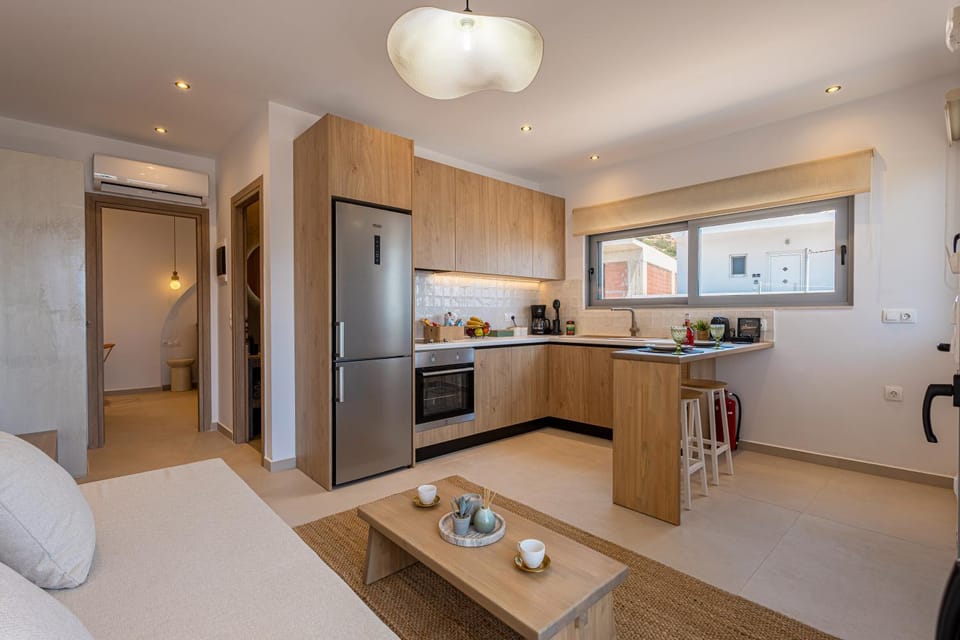 Restaurant/places to eat, kitchen