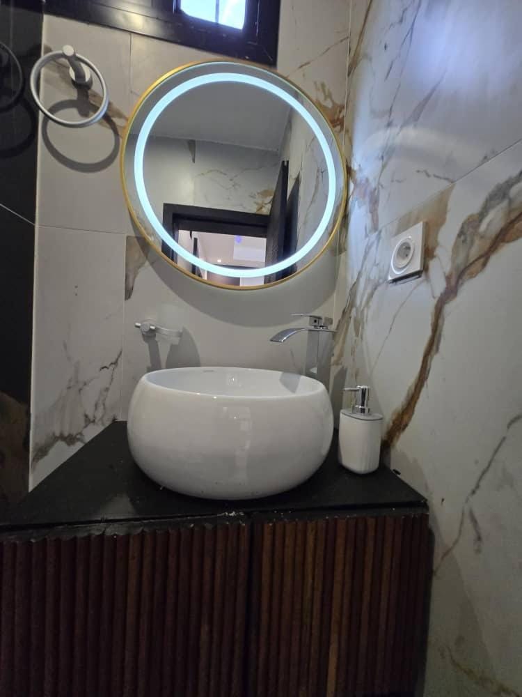 Residence Golden View Logpom Apartment in Douala