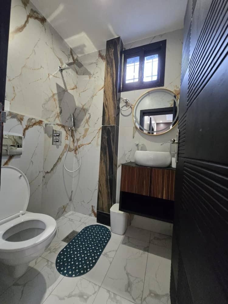 Residence Golden View Logpom Apartment in Douala