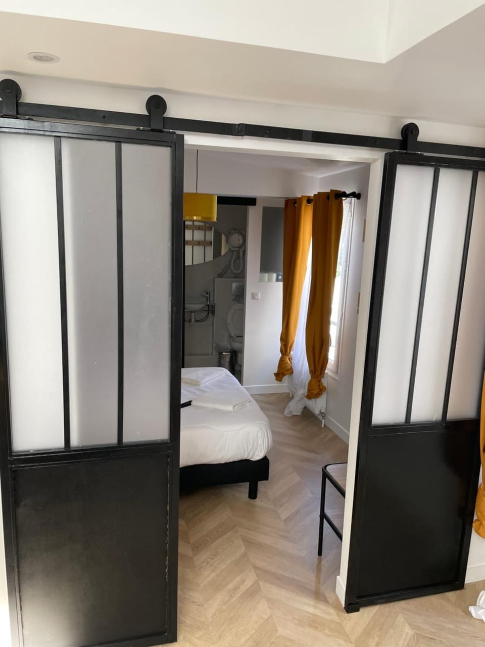 Ménil Bon Temps Hotel in Paris