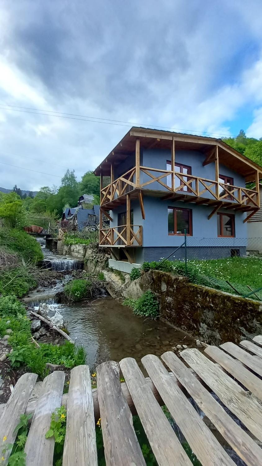 Melissa House in Ukraine